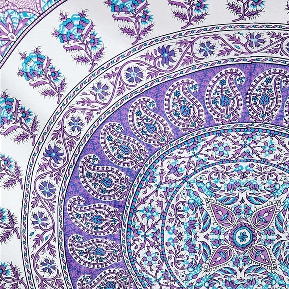 Lavender & Sky Paisley Mandala Tapestry - Picture 4 of 4